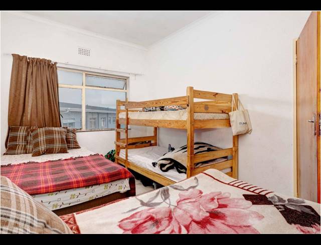 2 bed property to rent in OAKDALE